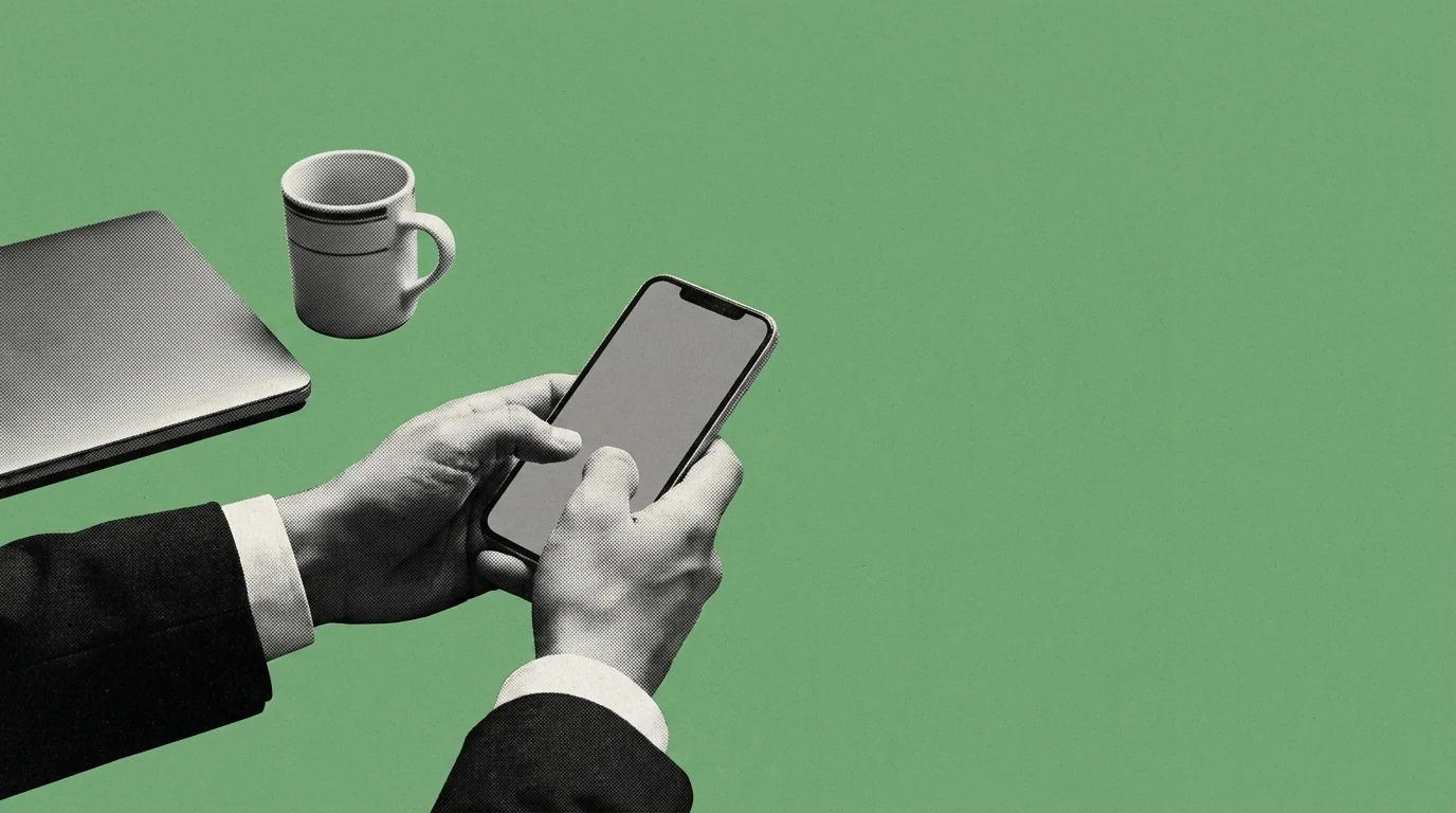 What to Post on LinkedIn After a Layoff (Without Sounding Desperate)